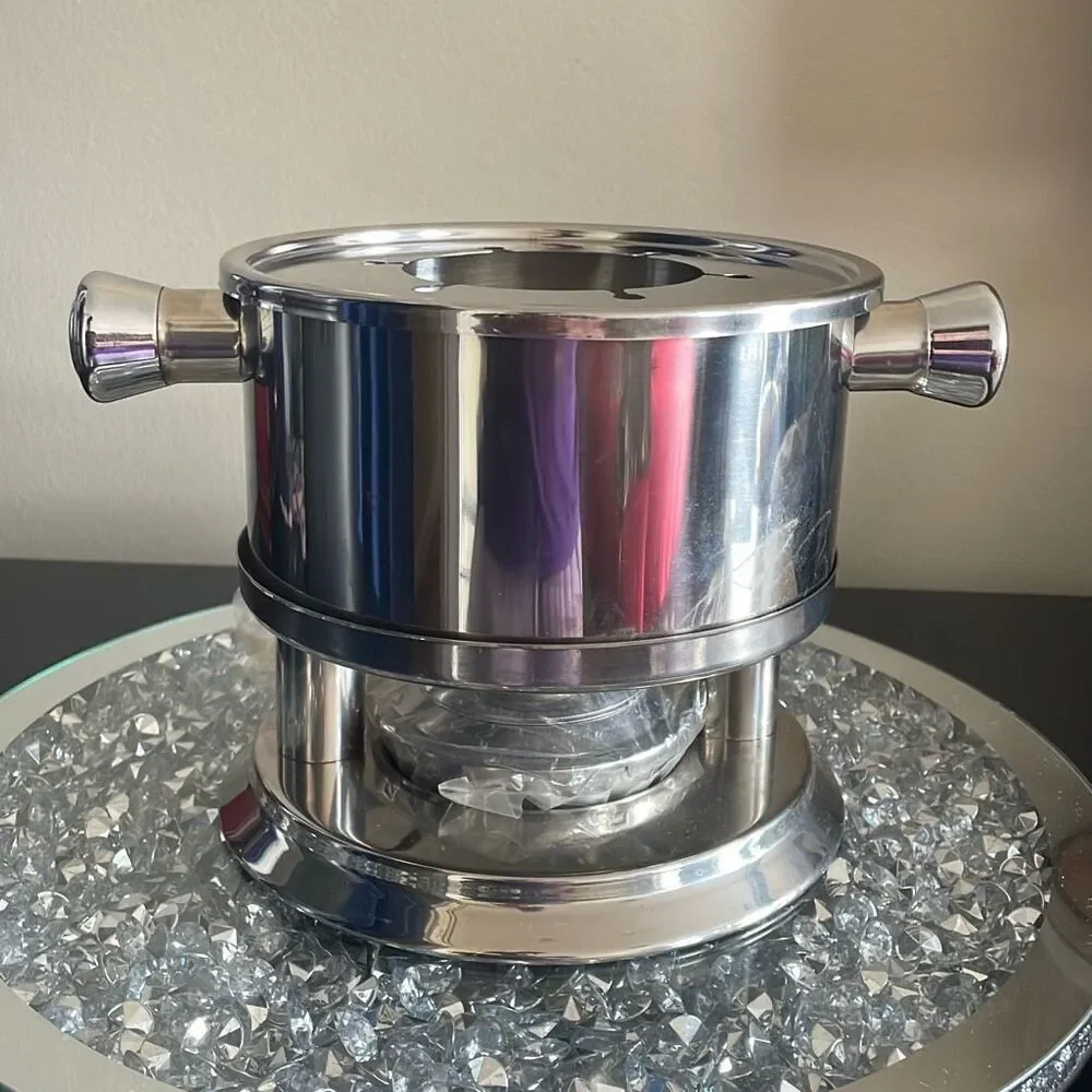 Sagaform small portable silver stainless steel fondue set with out forks preown
